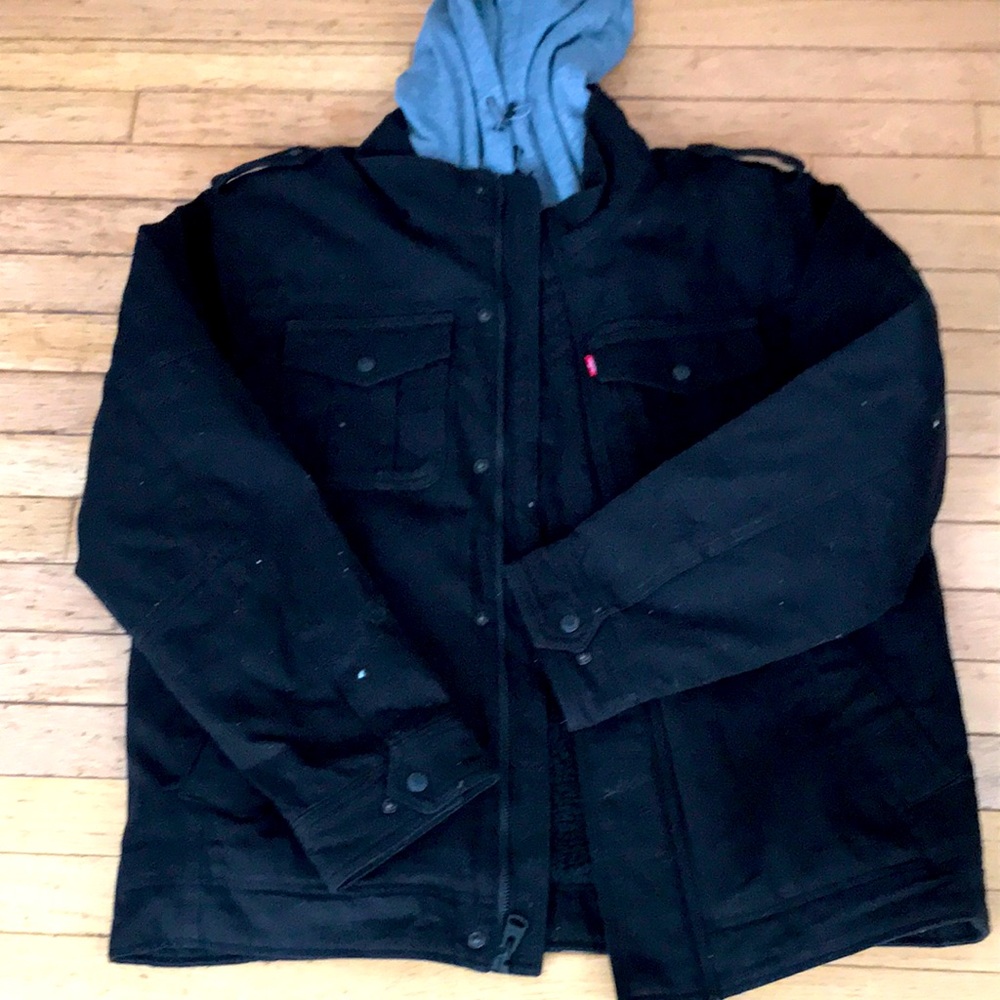 Levi’s Men's Black Jacket with Sherpa lining and hoodie